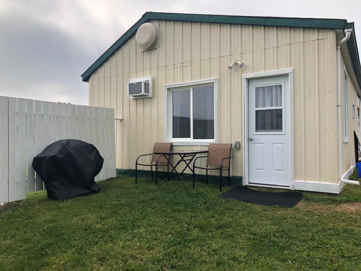 Whiskey River Cottages Formerly Seaway Slips Clayton Exterior foto