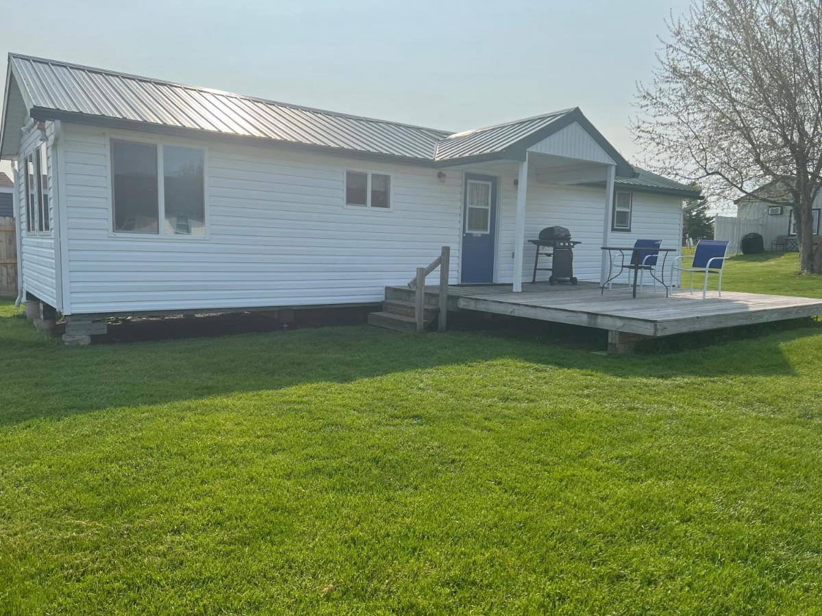 Whiskey River Cottages Formerly Seaway Slips Clayton Exterior foto