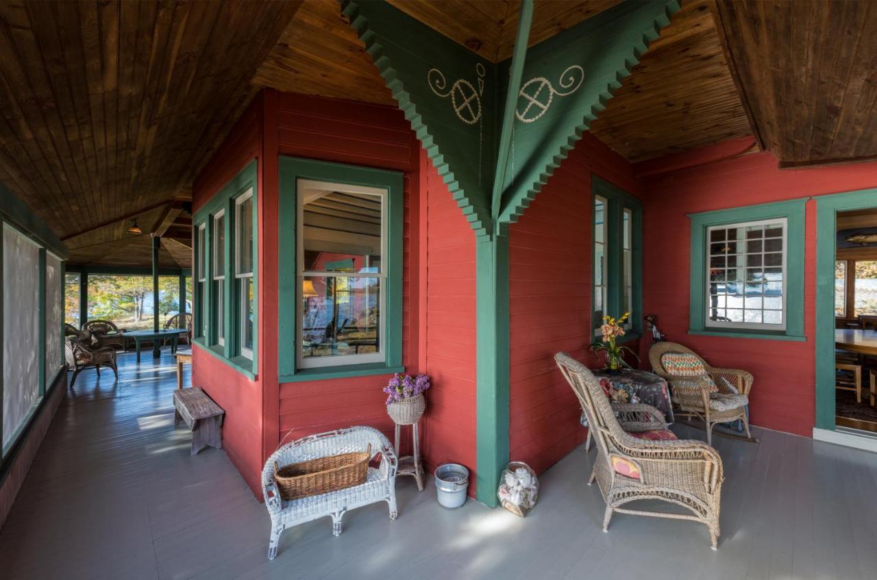 Whiskey River Cottages Formerly Seaway Slips Clayton Exterior foto