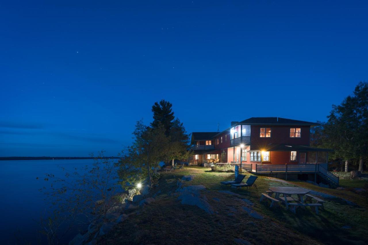 Whiskey River Cottages Formerly Seaway Slips Clayton Exterior foto