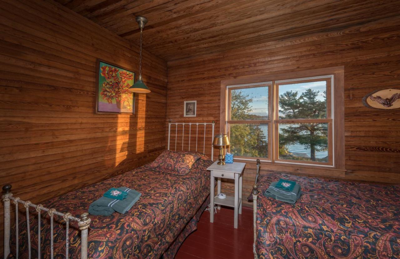 Whiskey River Cottages Formerly Seaway Slips Clayton Exterior foto