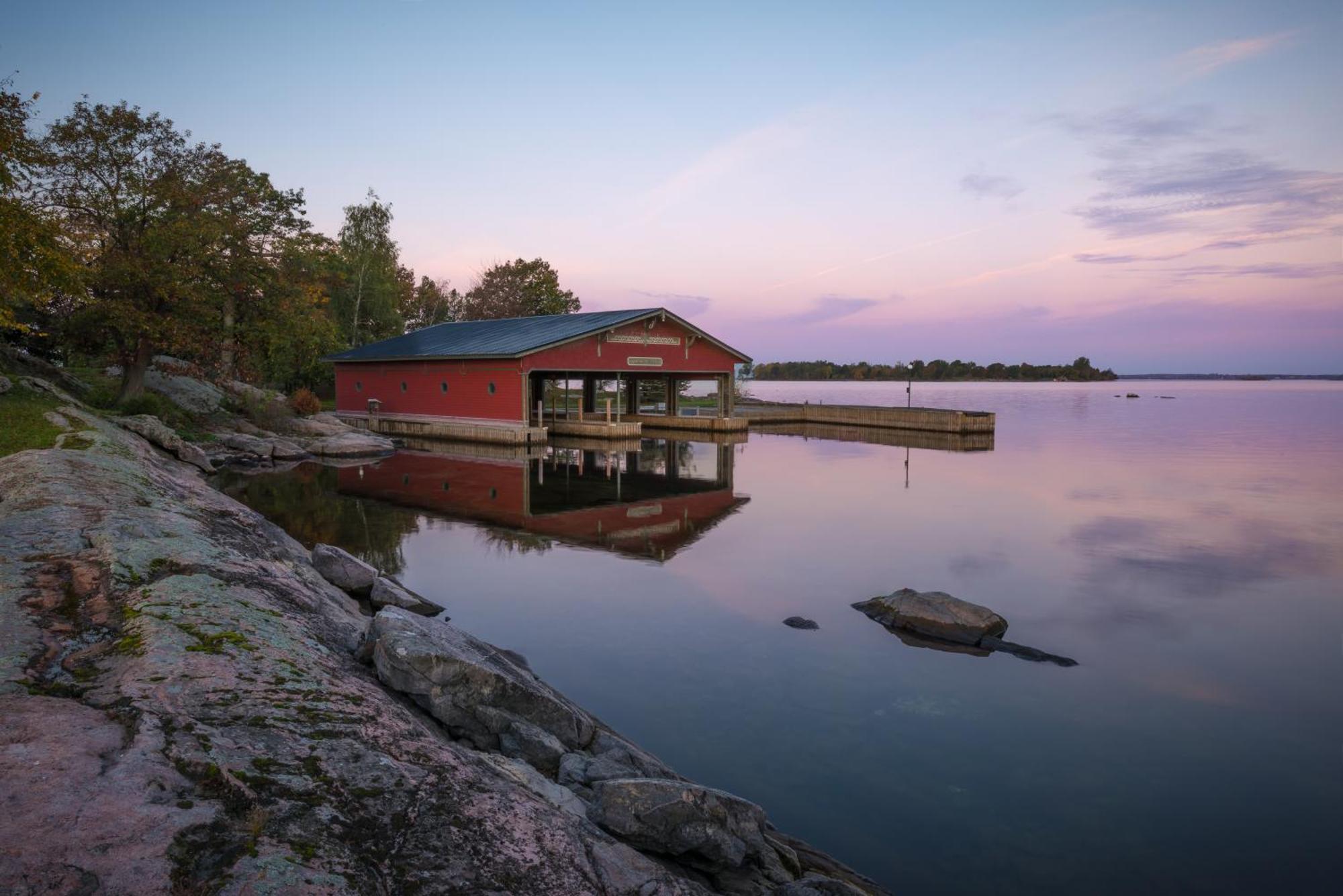 Whiskey River Cottages Formerly Seaway Slips Clayton Exterior foto
